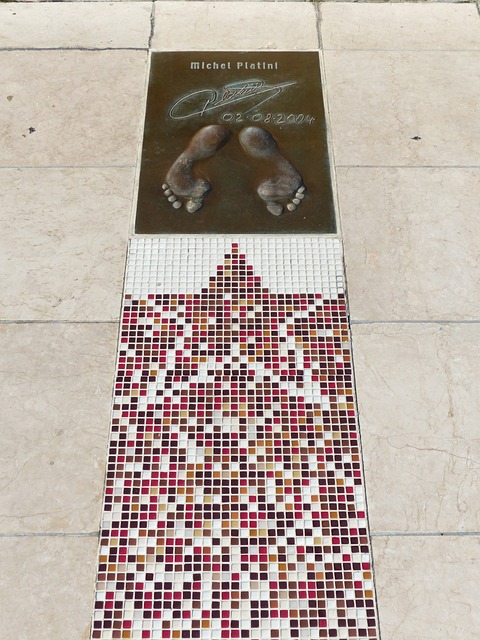 篮球火箭球队战术布置调整