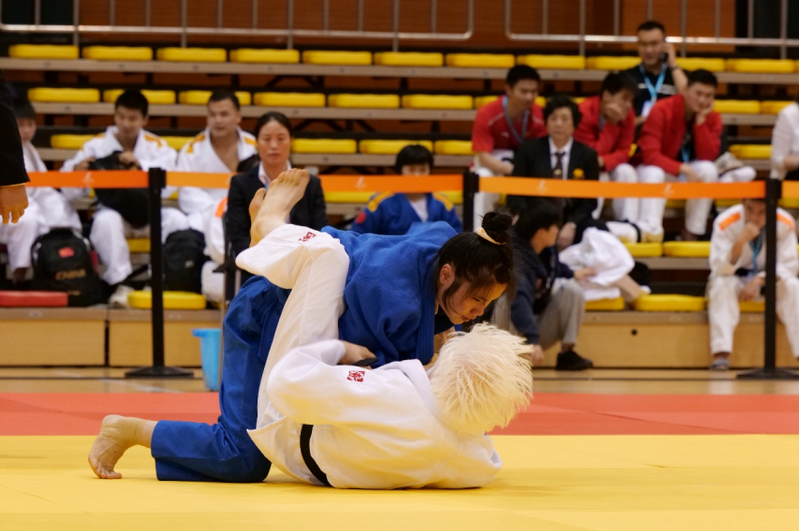 曼联U18客场7-0击败利物浦U18，15岁小将JJ-加布里埃尔戴帽